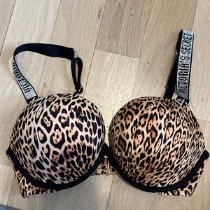 Victoria Secret Bombshell Swim top